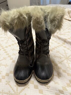 Girl’s Sorel  Joan of Arctic Winter Faux-Fur Trim Lace-Up Boots
